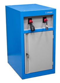 Napajalni element za modularni delovni pult