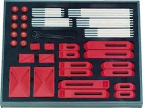 VPENJALA GARNITURA IZ UMETNE MASE AMF